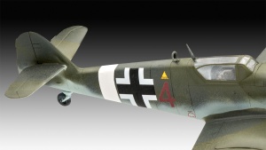 Revell Combat Set Messerschmitt Bf109G-10 & Spitfire Mk.V