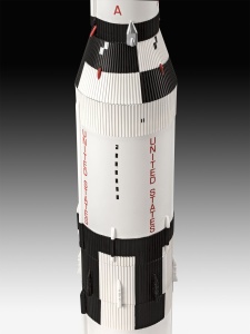 Revell Apollo 11 Saturn V Rocket
