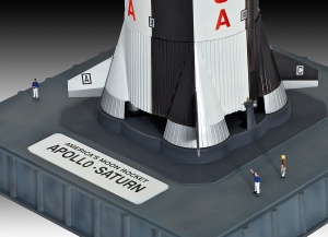 Revell Apollo Saturn V