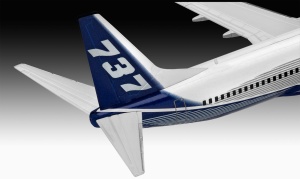 Revell Boeing 737-800