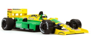 NSR FORMULA 86/89 - BENETTON CAMEL SCH #19 Lackierung -