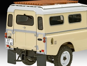 Revell Land Rover Series III LWB 109